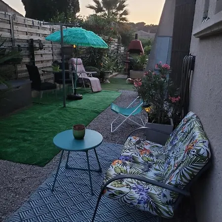 Privee Chez L'habitant En Rez-de-jardin *
